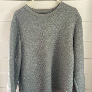 Marine Layer: Corbet Quilted Crewneck in Light Heather Grey - Large / Light Heat